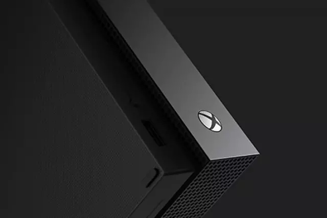Comprar Xbox One X + Forza Horizon 4: LEGO Xbox One screen 3 - 03.jpg - 03.jpg