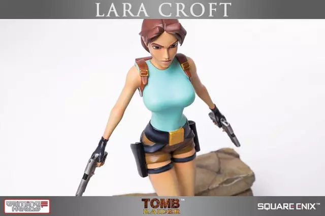 Comprar Estatua Tomb Raider Lara Croft 36cm screen 1 - 01.jpg