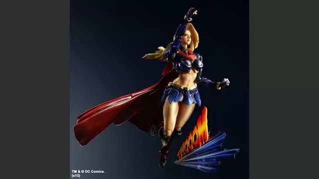 Comprar Figura Supergirl DC Comics Variant Play Arts Kai screen 2 - 02.jpg