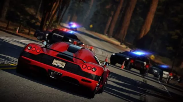 Comprar Need For Speed: Hot Pursuit Edición Limitada Xbox 360 Limitada screen 3 - 03.jpg - 03.jpg