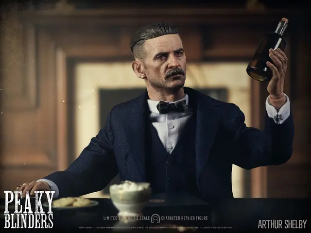 Comprar Figura Peaky Blinders Arthur Shelby Figuras