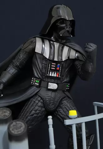 Comprar Estatua Darth Vader Star Wars: El Imperio Contraataca 41 cm Figuras de Videojuegos