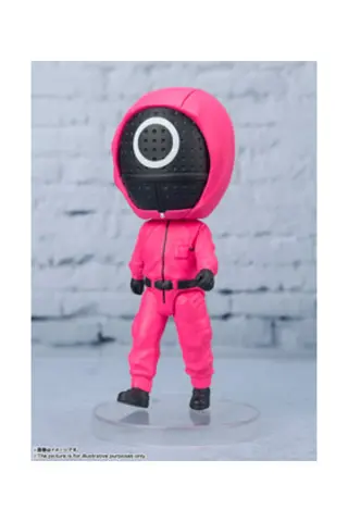 Comprar Masked Worker Fig 9 cm Squid Game Figuarts Mini Figuras