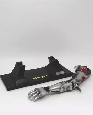 Comprar Réplica Brazo Silverhand Cyberpunk: Edgerunners Neamedia Icons Réplicas