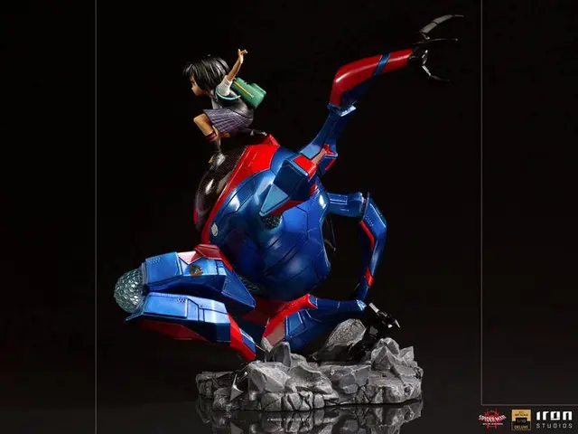 Comprar Figura Bds Art Scale 1/10 Marvel Spider-Man: Un Nuevo Universo Peni Parker Figuras