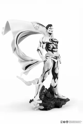 Reservar Figura Superman Black&White DC Heroes 22 cm Figuras Superman