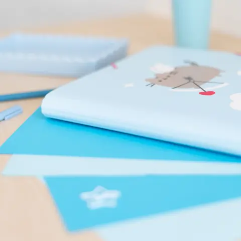 Comprar Carpeta Solapas Pusheen Purrfect Love Collection 