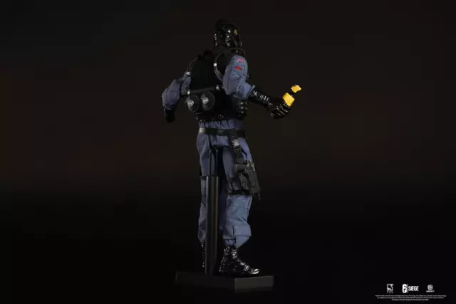Reservar Figura Smoke Tom Clancy's Rainbow Six Siege 1/6 Ubisoft Figuras Estándar