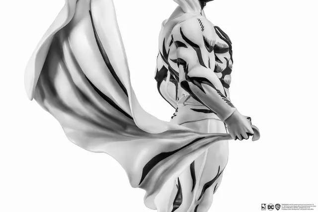 Reservar Figura Superman Black&White DC Heroes 22 cm Figuras Superman